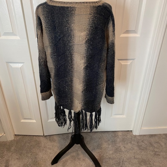 Elan size XL sweater - Picture 7 of 11